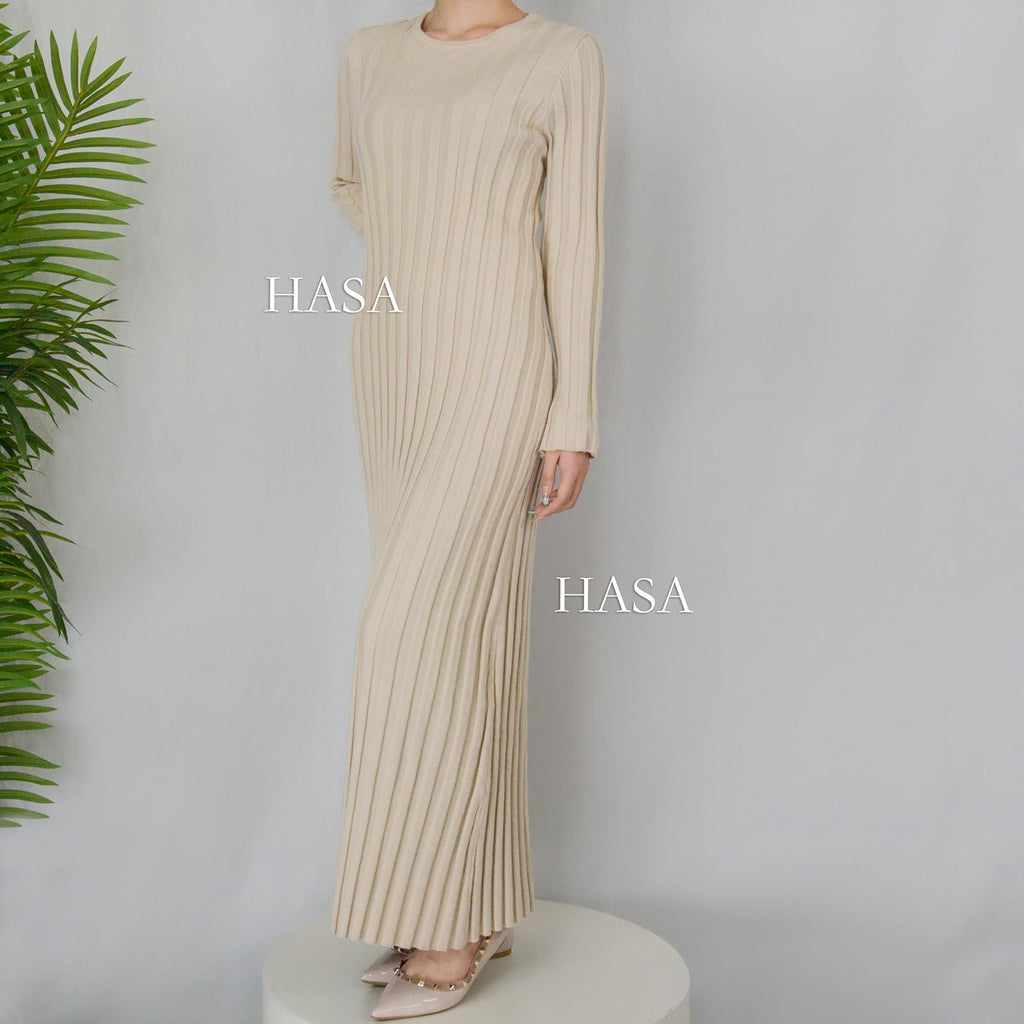 HS0112 Warm Anti-Pilling Ribbed Knit Maxi Dress